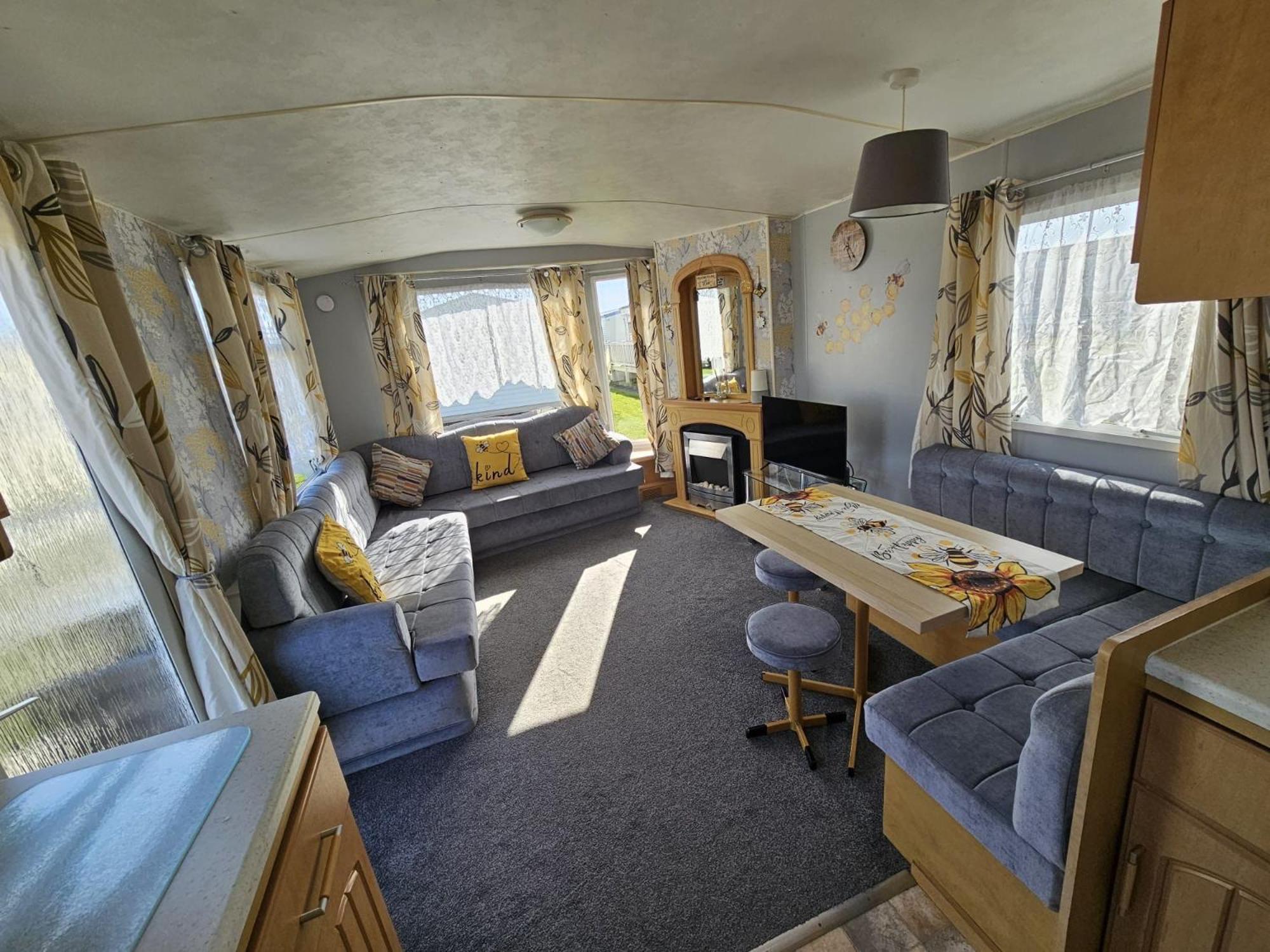 The Hive On The Chase Ingoldmells Villa Skegness Exterior photo